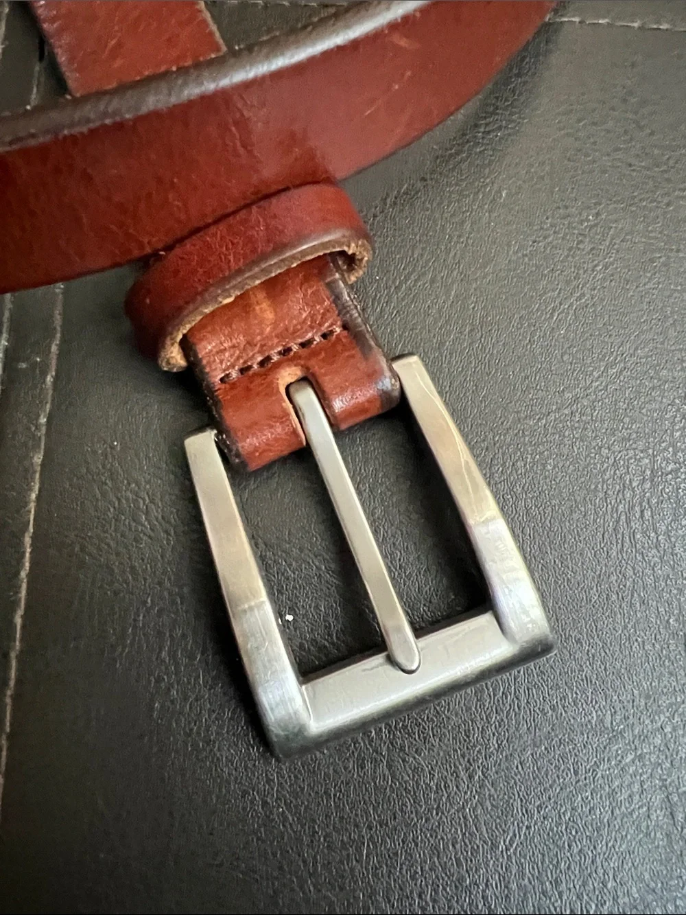 Izod Brown Leather Belt with Brushed Silver Buckle Size Small
